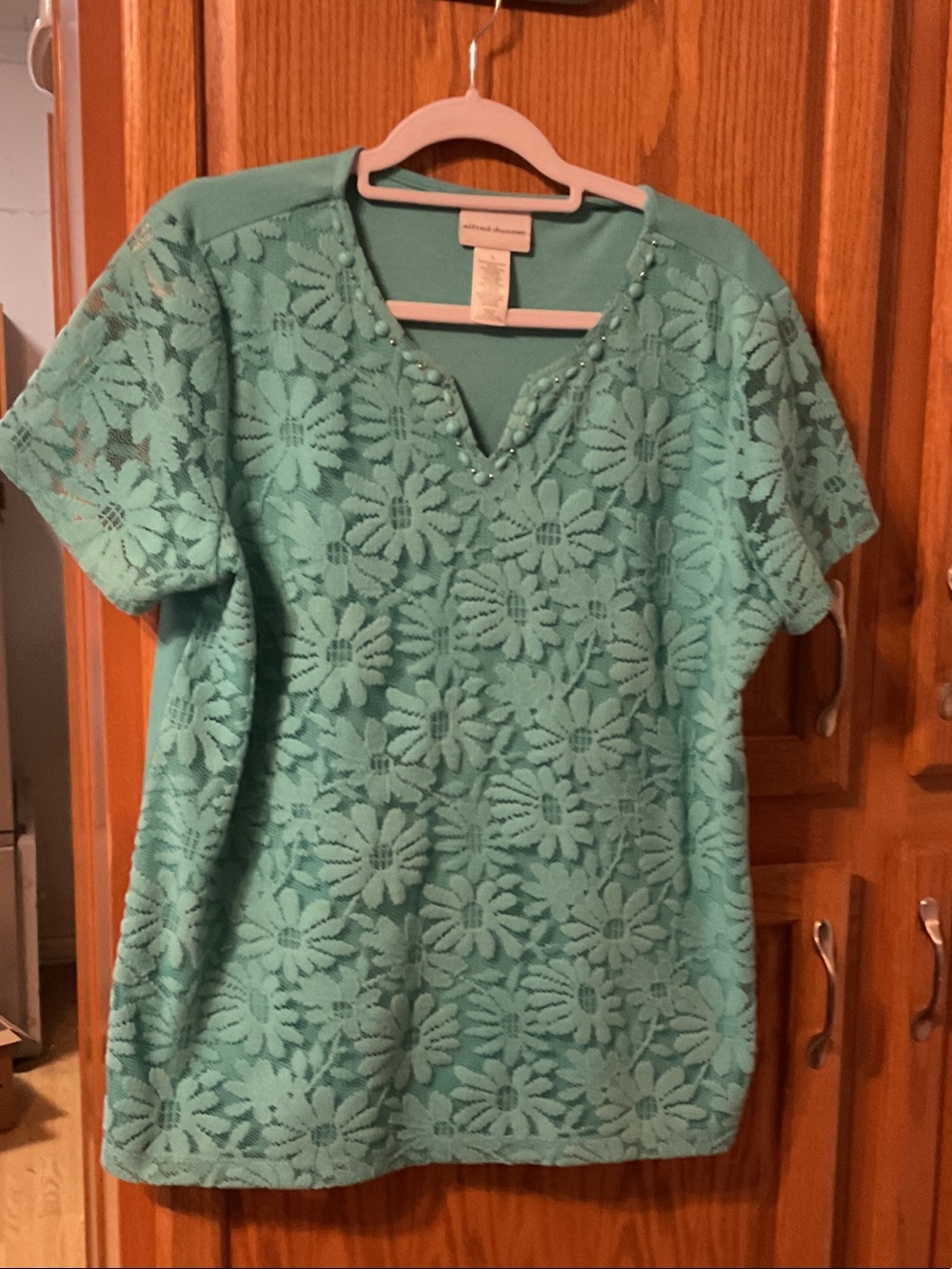 Alfred Dunner Mint Green Lace Floral Short Sleeve Top with Bead Trim size large